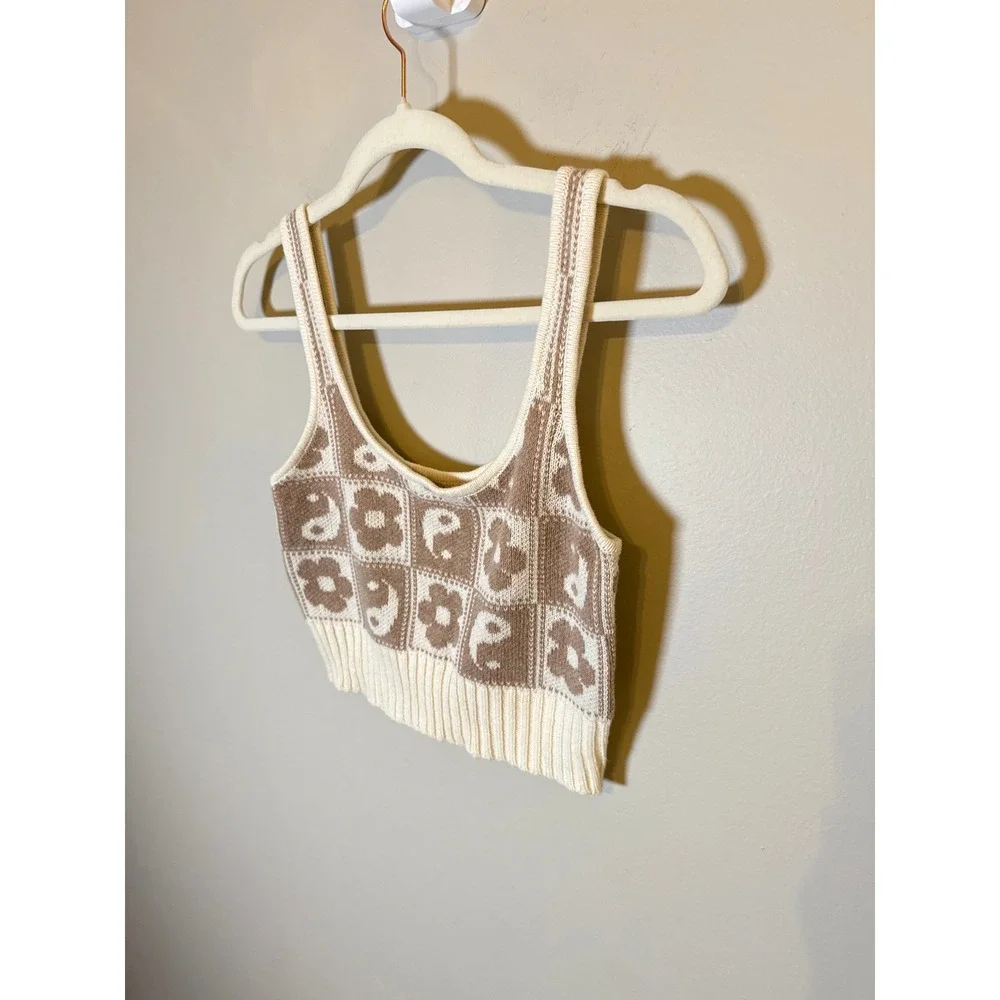 American Eagle • NWT Floral Yin Yang Knit Crop Tank Top Cream Brown Size S - Picture 7 of 10